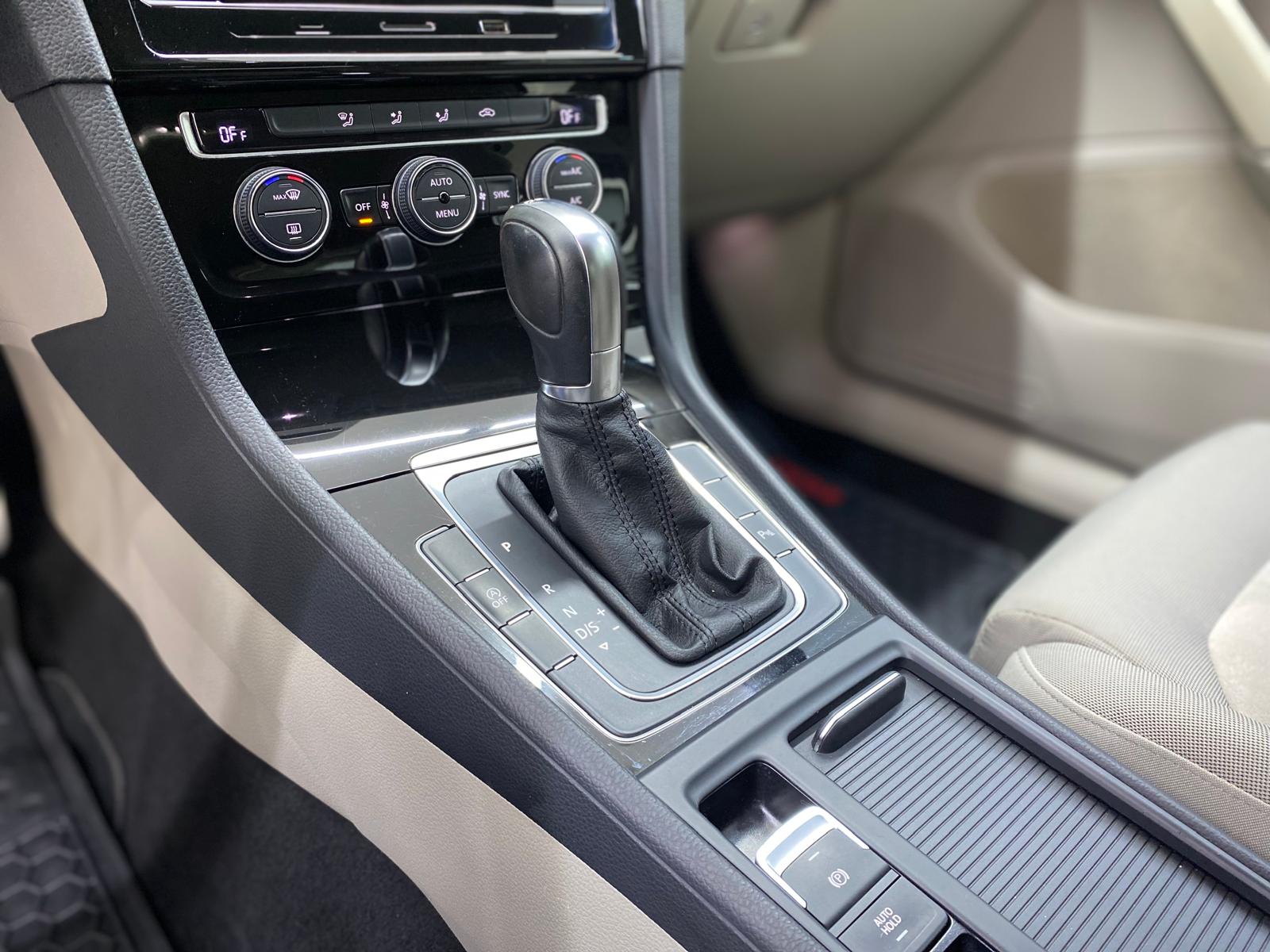 VOLKSWAGEN GOLF 15